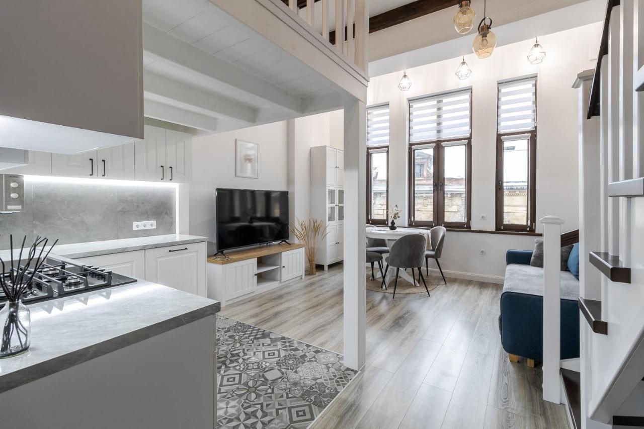 Inshiapartments On Slovatskoho Str Lvov Exteriér fotografie